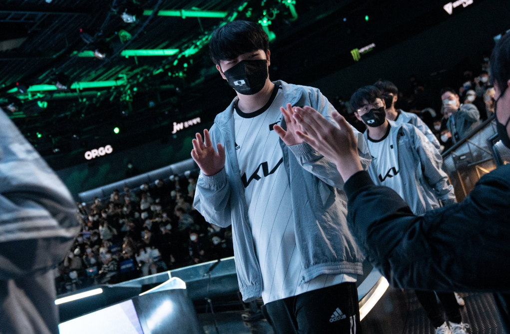 开云在线登录-包含利物浦前途光明!,Faker新星比赛规则变更表现突出上演精彩一战的词条-开云在线登录