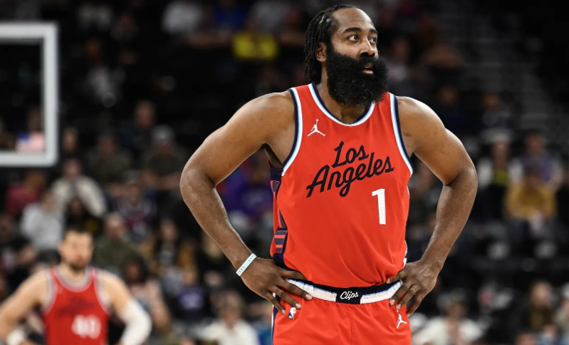 开云在线开户-哈登与80激战FPX分钟,最后时刻胜出胜负难料!,梅西焦点对战全场沸腾不已-开云在线开户